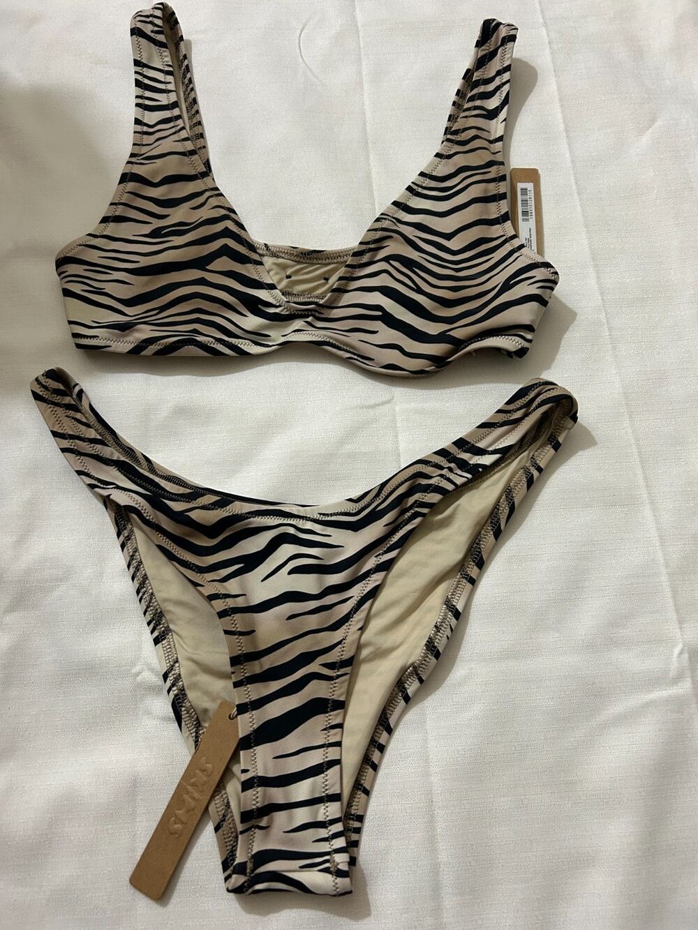 Skims NWT Swim Triangle Top & Tanga Bikini Bottom Champagne Tiger Size Small